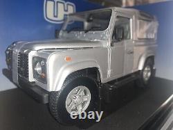 118 LAND ROVER Defender 90 SWB 1/18 4x4 Off Road Jeep