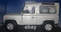 118 LAND ROVER Defender 90 SWB 1/18 4x4 Off Road Jeep