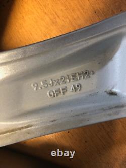 1x Genuine Range Rover Sport 21 Alloy Wheel 9.5Jx21EH2 OFF49 JK62-1007-CA-FA