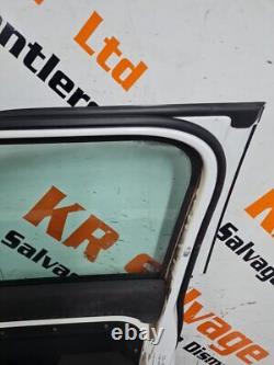 2020-25 Land Rover Defender 110 L663 Front Door Driver Off Right Side (damaged)