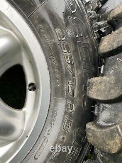 265 75 16 Landrover Off Road Tyres & Alloys £200 For The 4