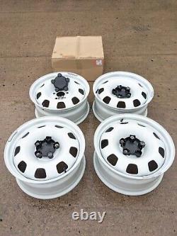 4 Genuine Land Rover Defender 18 White Steel Wheels + Hub Cover Dealer Take Off