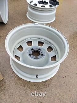 4 Genuine Land Rover Defender 18 White Steel Wheels + Hub Cover Dealer Take Off