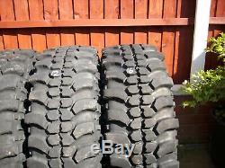 4 X Extreme Off Road Tyres With Land Rover Steel Wheels 31-10-50-15