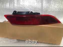 Genuine Landrover Discovery 5 Off side RH rear Fog light LR163158