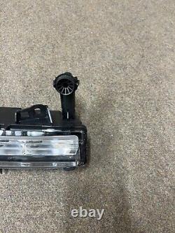 Genuine New Range Rover Vogue L460 2022 On Off Side Front Fog Lamp Lr152161