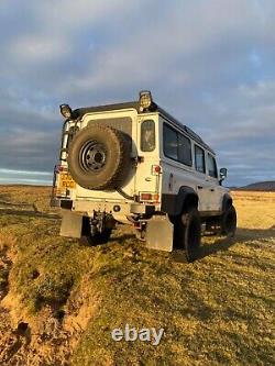 Land Rover Defender 110 Camper Expedition Off road Vehicle 200 Tdi