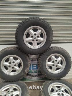 Land Rover Discovery 2 Td5 Set Of 5 Off Roading Wheels And Tyres