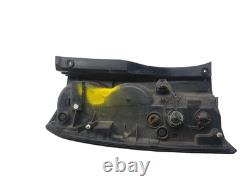Land Rover Discovery Taillight Lamp Off Side Right Rear 2010 LR014001