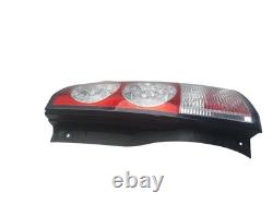 Land Rover Discovery Taillight Lamp Off Side Right Rear 2010 LR014001