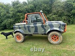 Land rover defender 90 off road