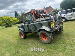 Land rover defender 90 off road