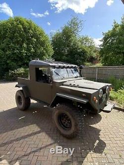 Land rover series 1961 3.5 v8 monster truck challenge truck off roader 4x4/