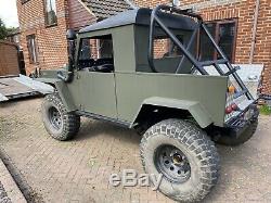 Land rover series 1961 3.5 v8 monster truck challenge truck off roader 4x4/