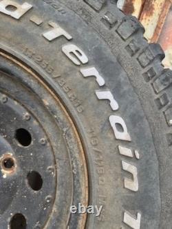 Off road tyres 225/85R16 mud -terrains on LandRover rims
