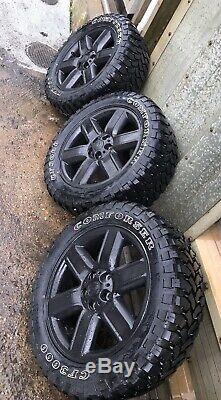 R19 255/55 Mud Terrain Off Road Tyres Fitted On Land Rover Range Rover Wheels