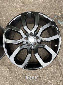 Range Rover 22 Inch Overfinch Alloy Wheel Land Rover set off 4