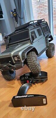 Traxxas Trx-4 Land Rover Defender boxed withlink used once! New condition